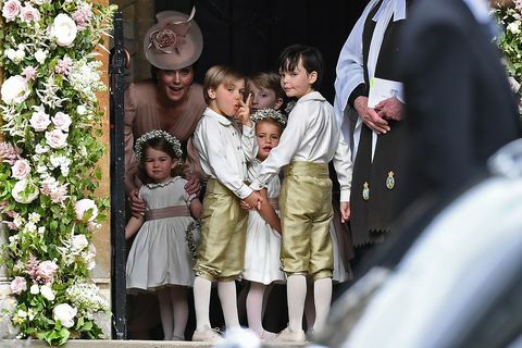 Η Kate Middleton ανακουφίζει τα παιδιά στο γάμο της Pippa Middleton