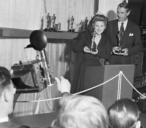 Joan Fontaine και Gary Cooper στα Βραβεία Οσκαρ 1942.