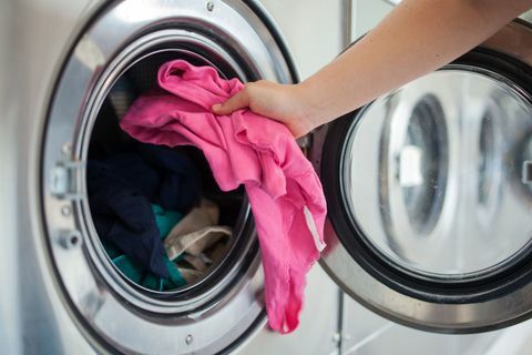 Είναι η Kirstie Allsopp σωστή ότι τα πλυντήρια ρούχων στις κουζίνες είναι «αηδιαστικά»;