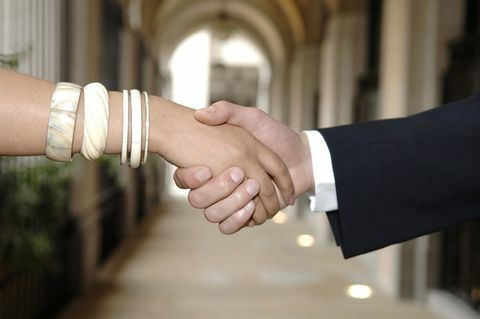 Πώς να διαπραγματευτείτε μια συμφωνία και να γίνετε καλός στη διαπραγμάτευση