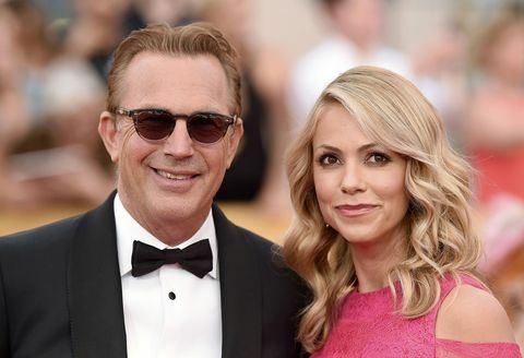 kevin costner με τη γυναίκα christine baumgartner