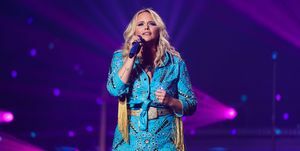 βελούδινο ροντέο του Λας Βέγκας της Miranda Lambert