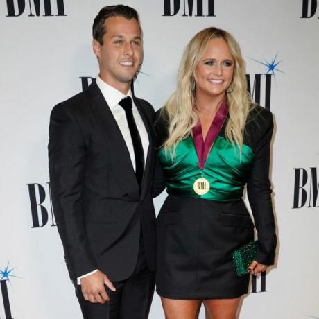 Η Miranda Lambert και η Brendan mcloughlin στα 68α βραβεία της χώρας bmi