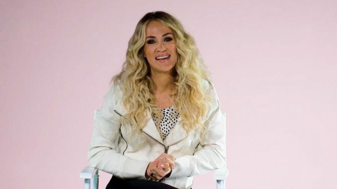 προεπισκόπηση για την Carrie Underwood για την αυτοπεποίθηση, την εγκυμοσύνη και τα άκρως απόρρητα σιδεράκια της