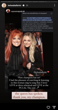 Η wynonna Judd υπερασπίζεται την Kelsea ballerini