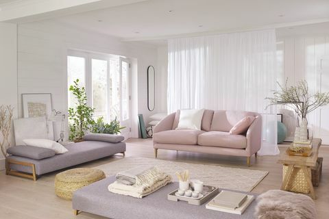 John Lewis & Partners Cape μεγάλο καναπέ 3 θέσεων Edie Dusky ροζ £ 1,349, διπλό κρεβάτι ημέρας £ 899