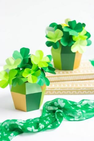 diy χαρτί σε γλάστρα τριφύλλια st patricks day craft